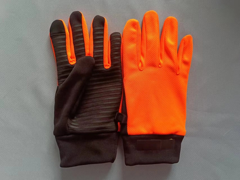 Touch screen gloves 